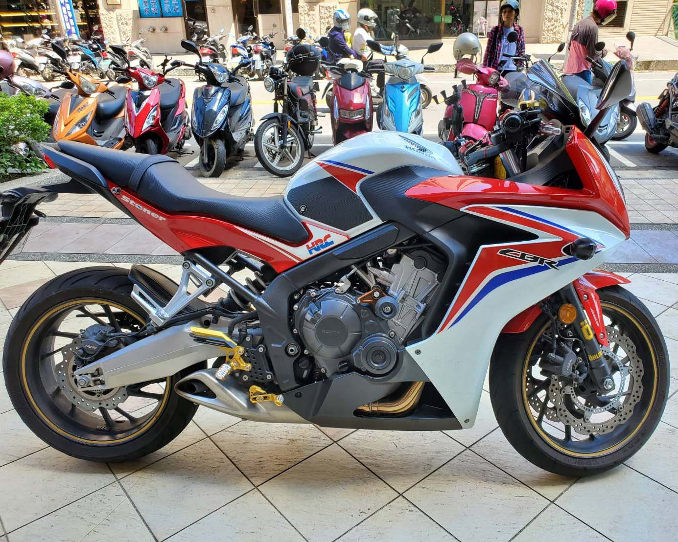 HONDA 16年 CBR650F ABS台本車